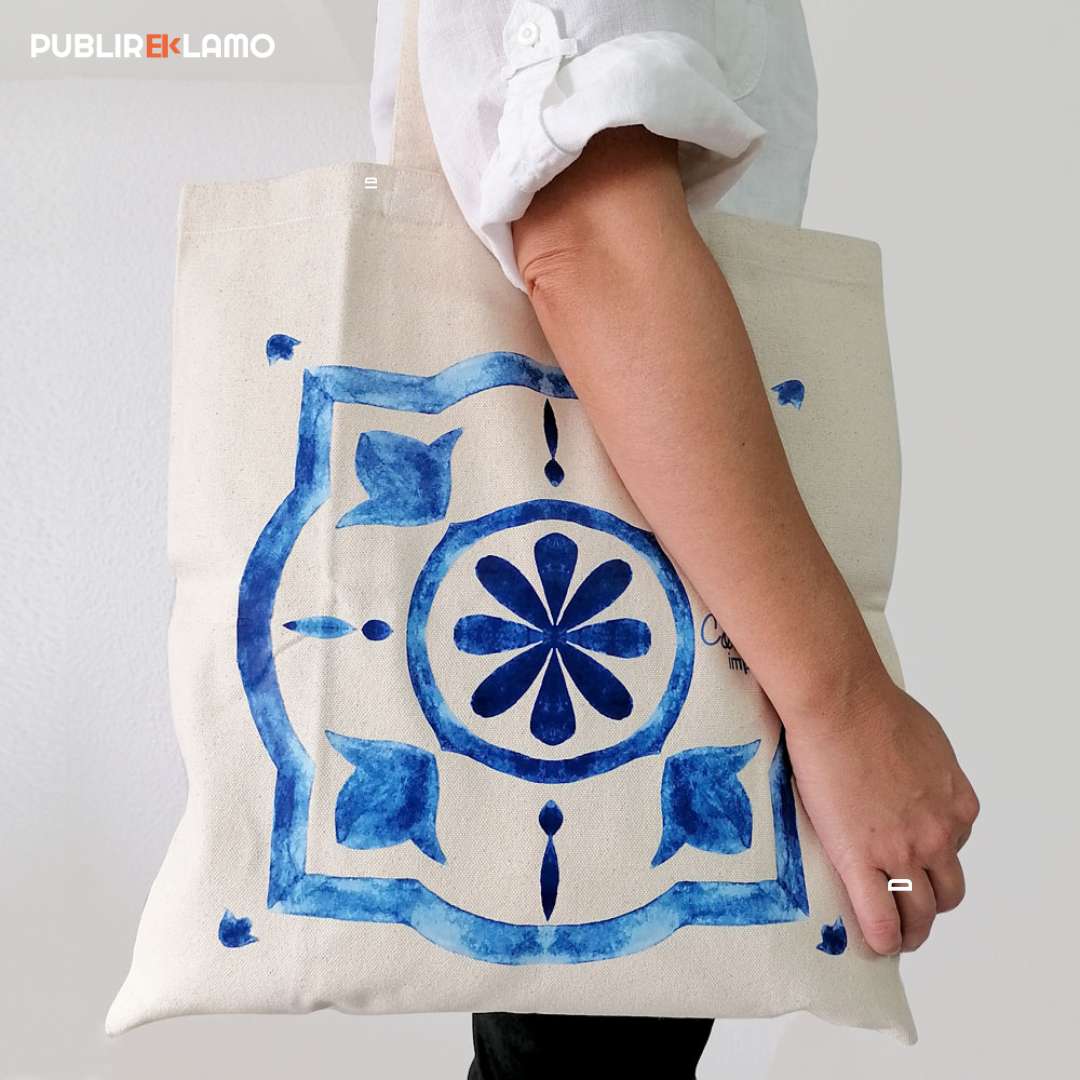 Destaca con nuestro merchandising para empresas